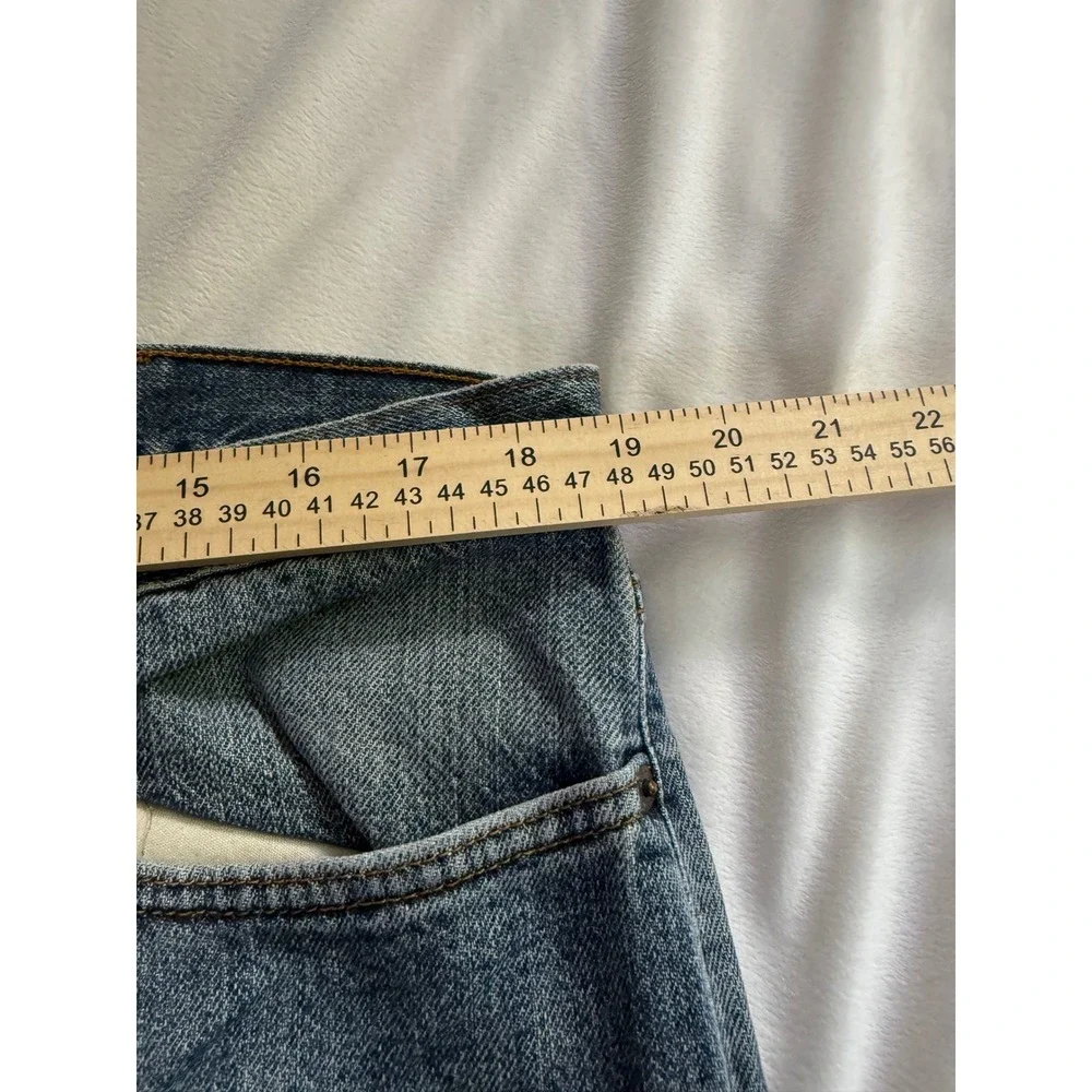 Levis levi 527